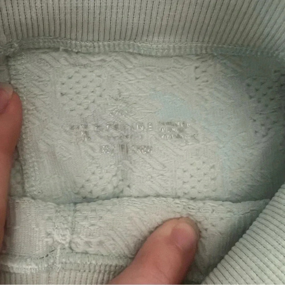 {Offline by aerie} 7 inch biker shorts with floral detail - Picture 4 of 4